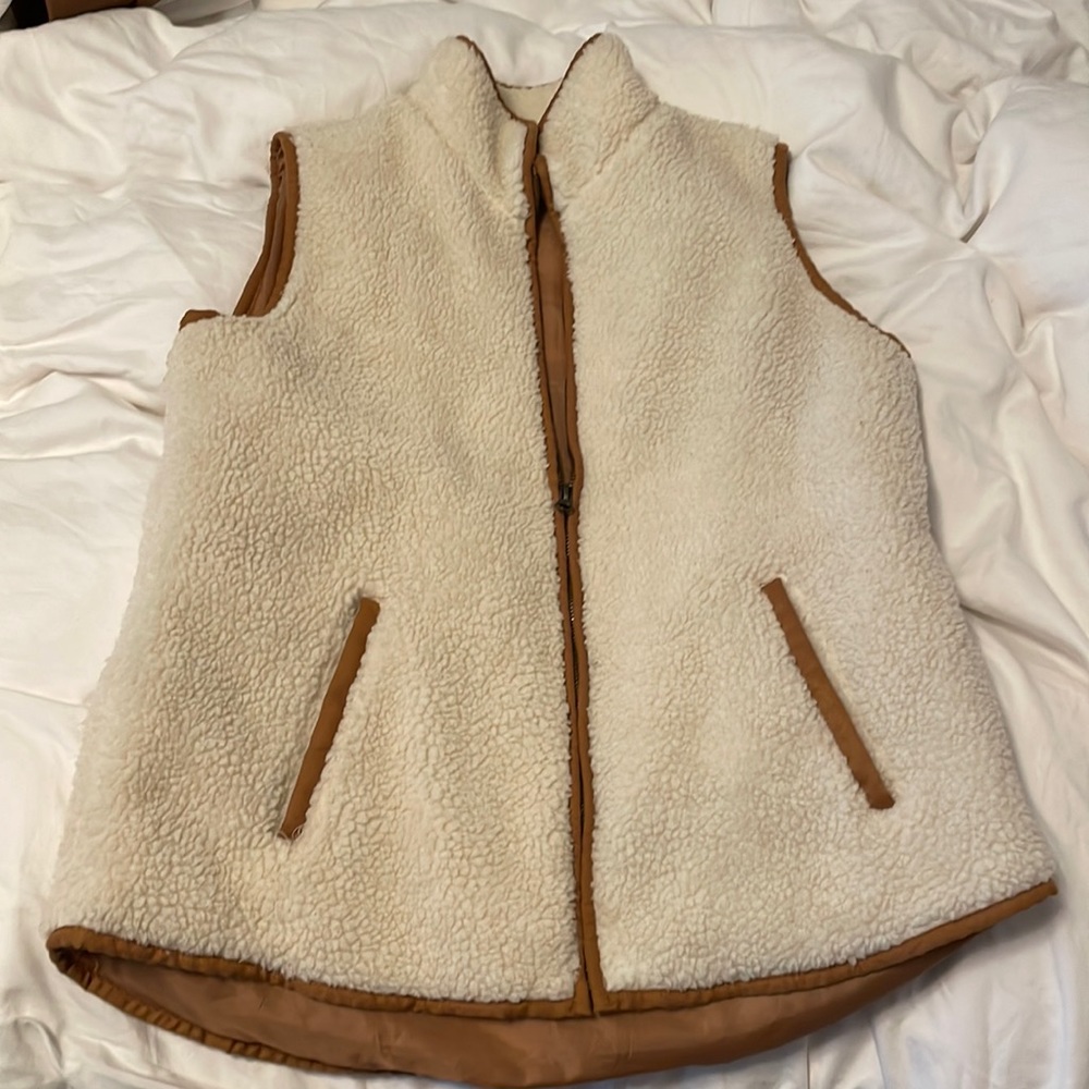 Old navy vest